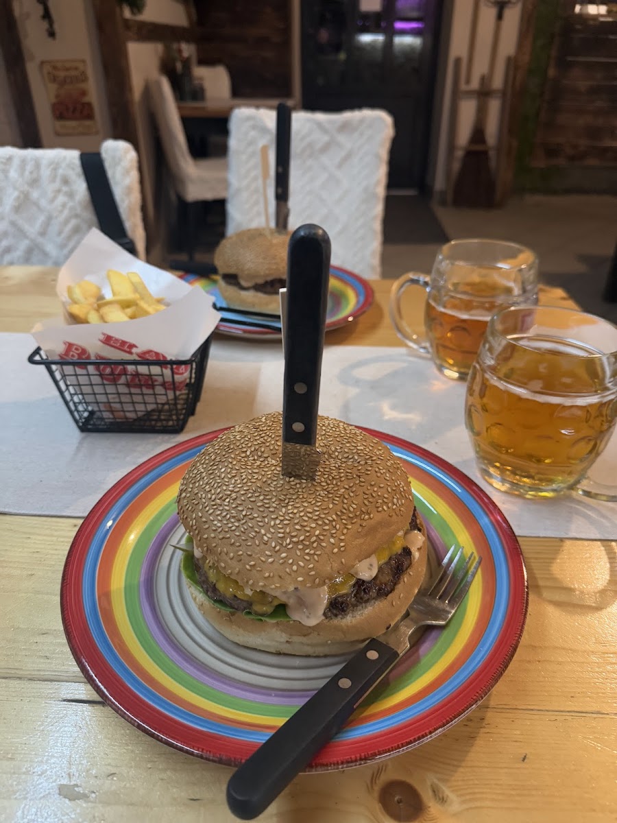 Kurna Chata Lesko Pizzeria&pub-4